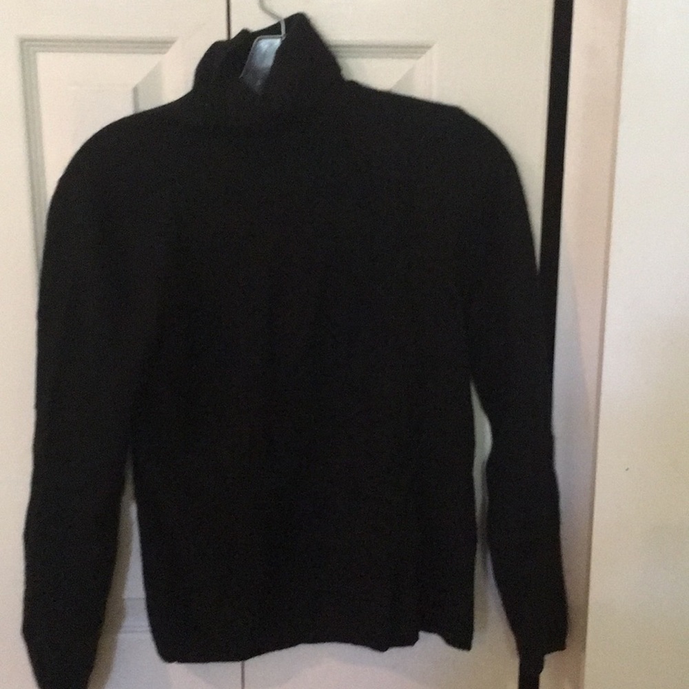 Black cashmere sweater size small petite